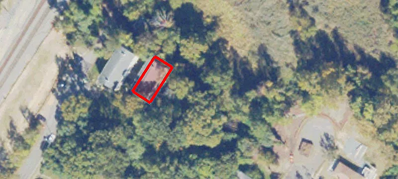 305 2nd Ave