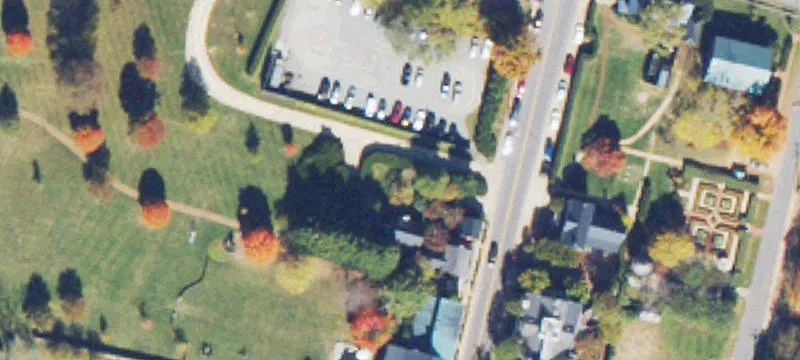 443 Main St
