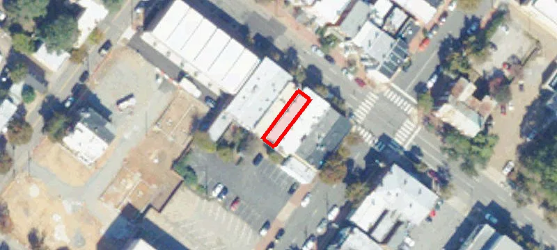 19 Main St