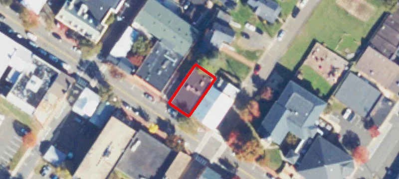 77 Main St