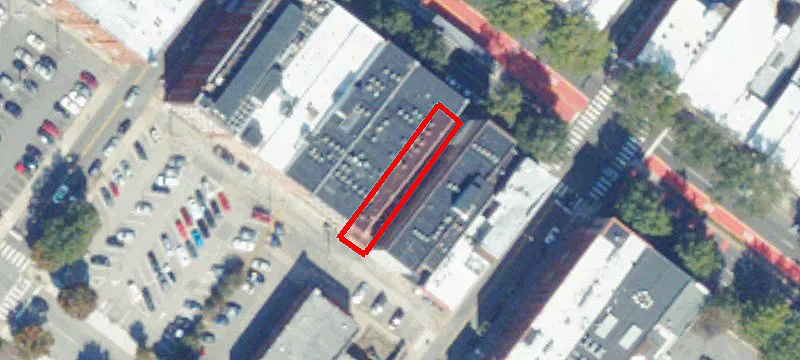 11 Broad St