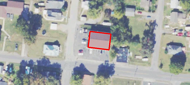 716 Dl Ave