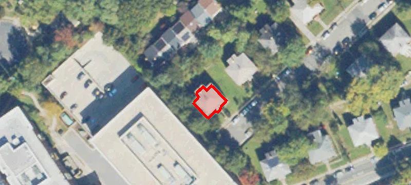 312 Shirley St