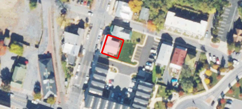 208 Kent St