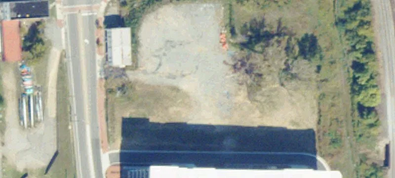 4401 Main St
