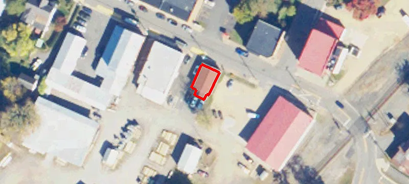 206 Main St