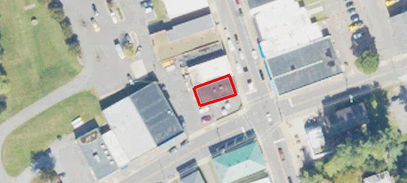 100 Main St