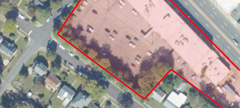 4614 Radford Ave