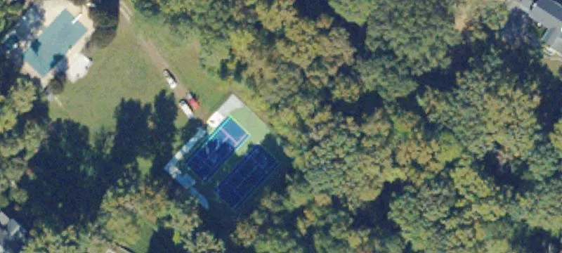 303 Mooreland Rd