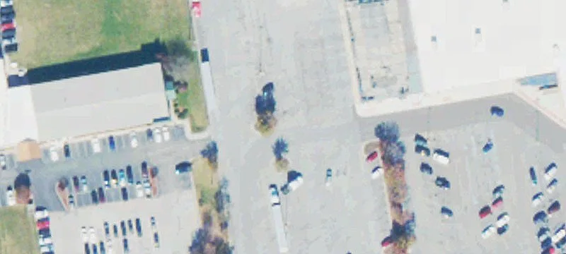1900 Main St