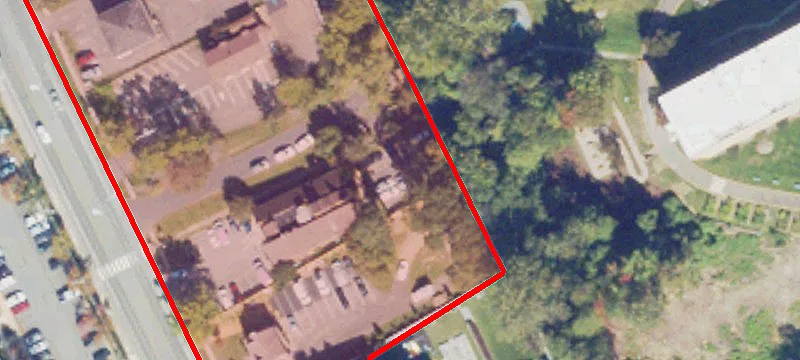4215 Evergreen Ln