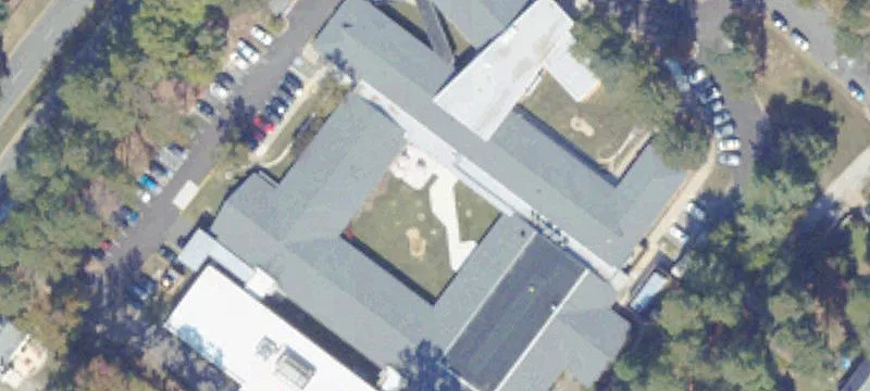5700 Fitzhugh Ave