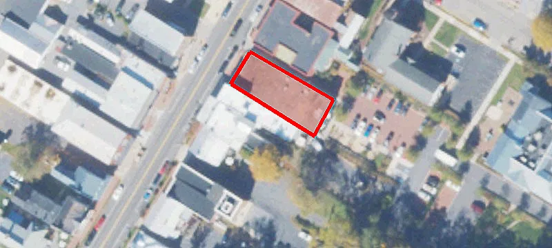 121 Main St