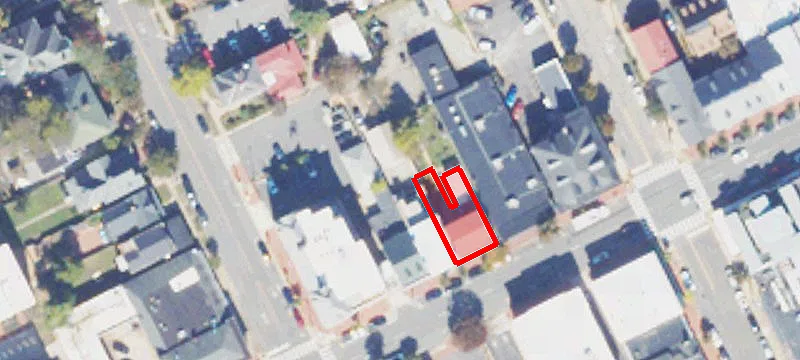 415 William St