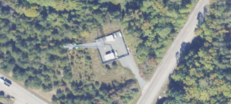 112 Powell Ln