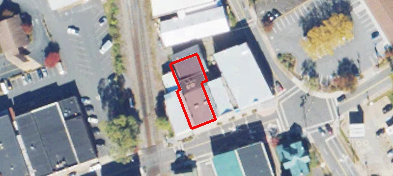 129 Main St