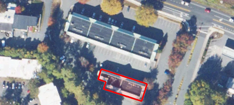 2218 Ivy Rd