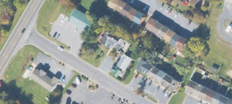 135 Lora Dr