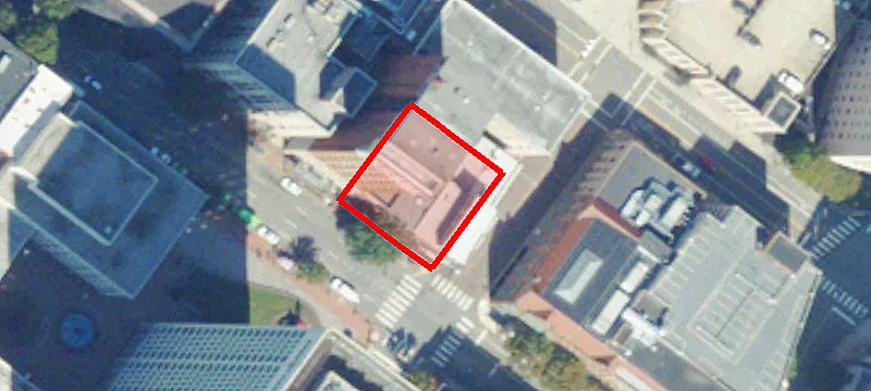1114 Main St