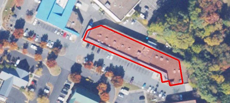 907 Gdns Blvd