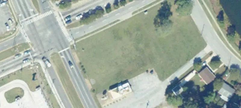 3336 Victory Blvd