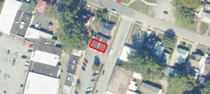 140 Pickwick Ave