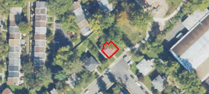 300 Shirley St