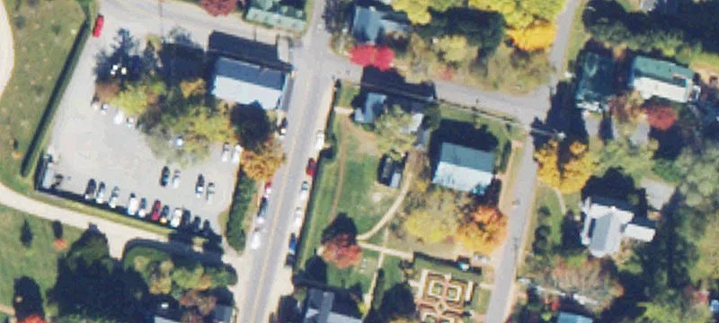 492 Main St
