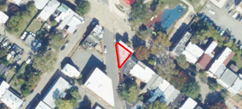 215 Clay St