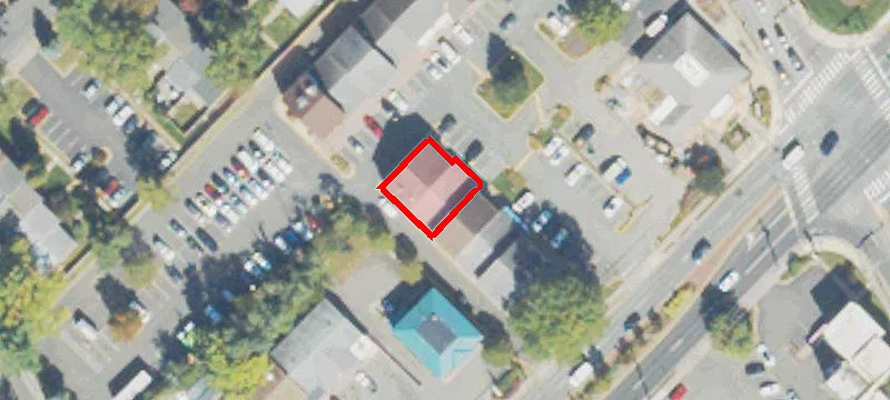 525 Maple W Ave
