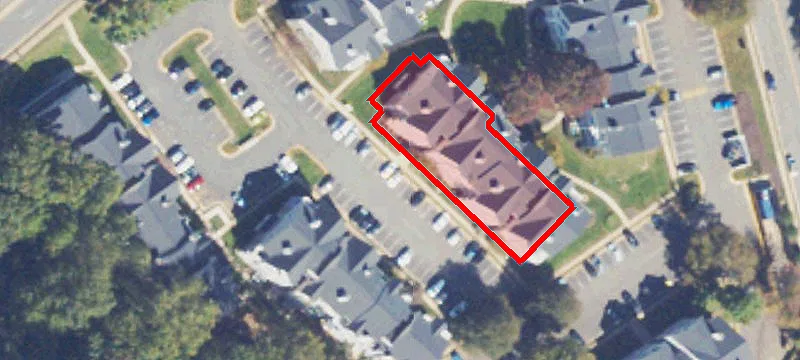 3238 Arrowhead Cir