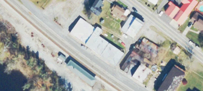 126 Railroad Ave