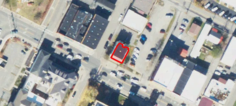 201 Main St