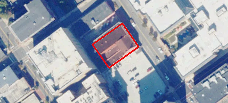 713 Main St