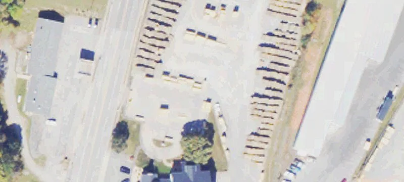 1050 Main St