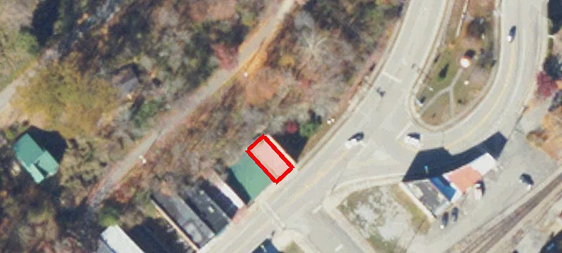 215 Main St