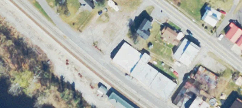 142 Railroad Ave