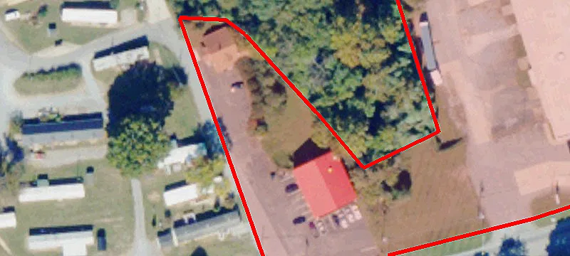 2126 Lakeside Dr