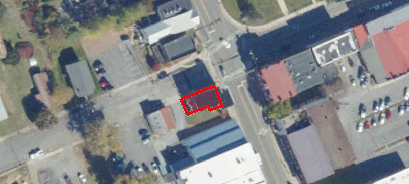 100 Main St