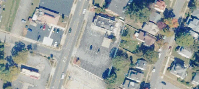 2424 Memorial Ave