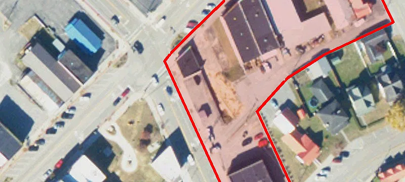 502 Wood E Ave