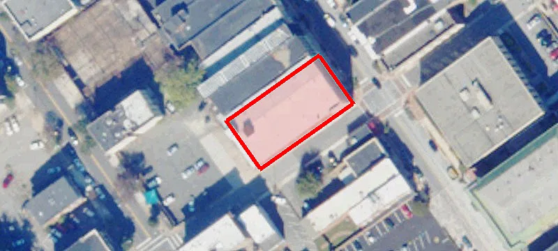 1031 Main St