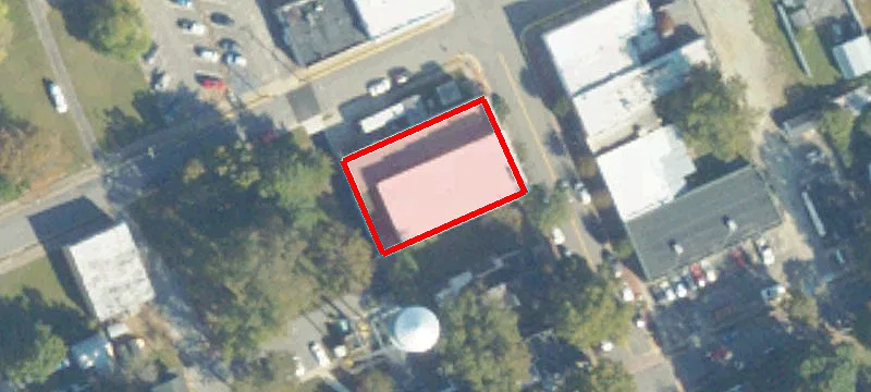 621 Main St
