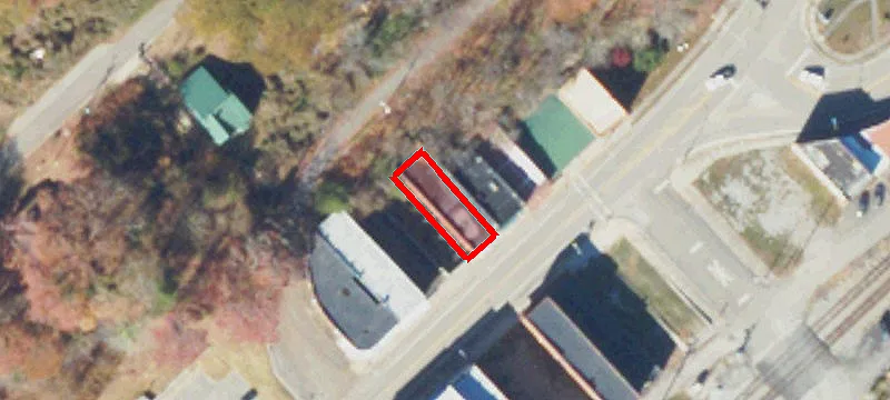 307 Main St