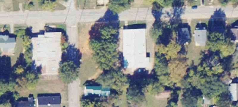 425 Hughes St