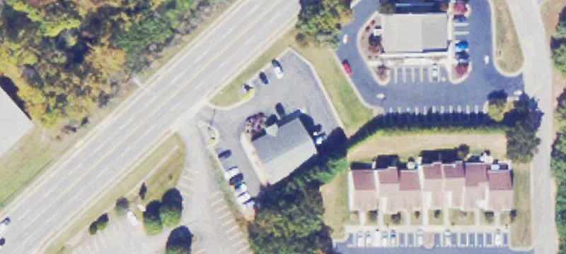 1656 Main St