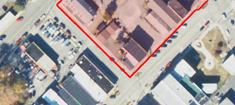 403 Wood E Ave