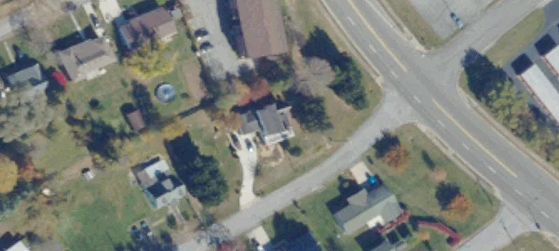 302 Main St