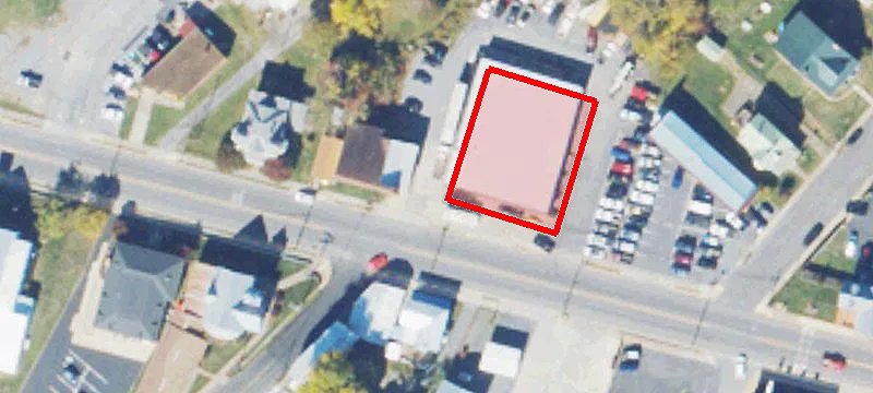 201 Main St