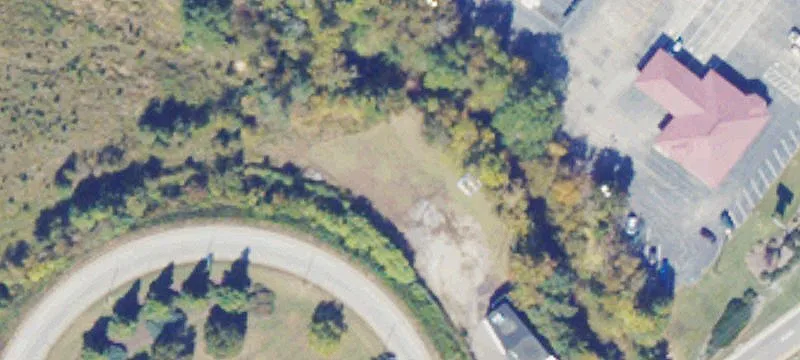 2626 Riverside Dr